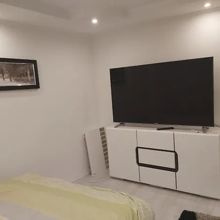Apartment Hall Free Wifi