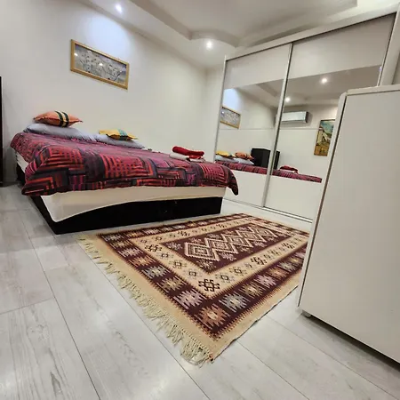Hall Free Wifi Apartment